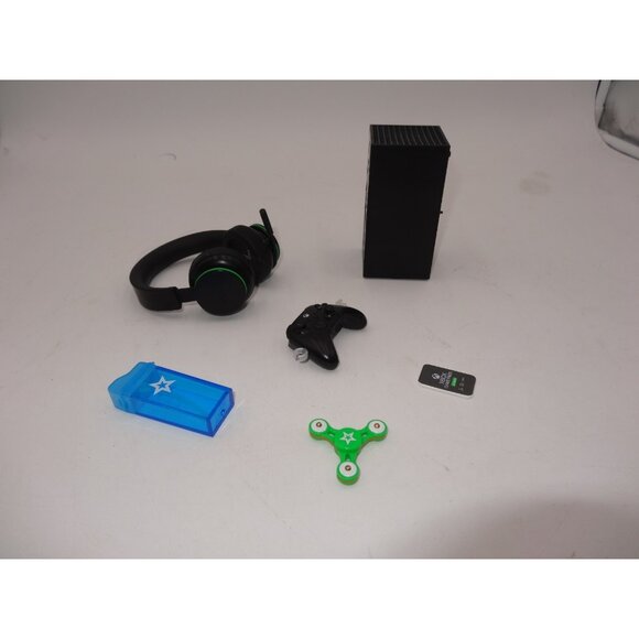 American Girl Xbox Gaming Set Headphones Controller Games Pass Box Chair - Picture 16 of 16